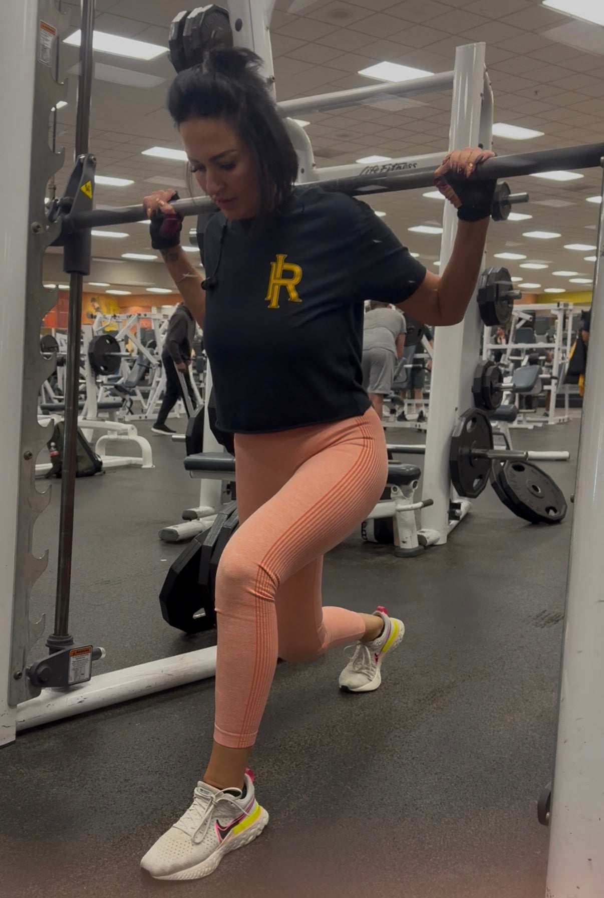 Cropped Colt "Skull Gold" womens t-shirt