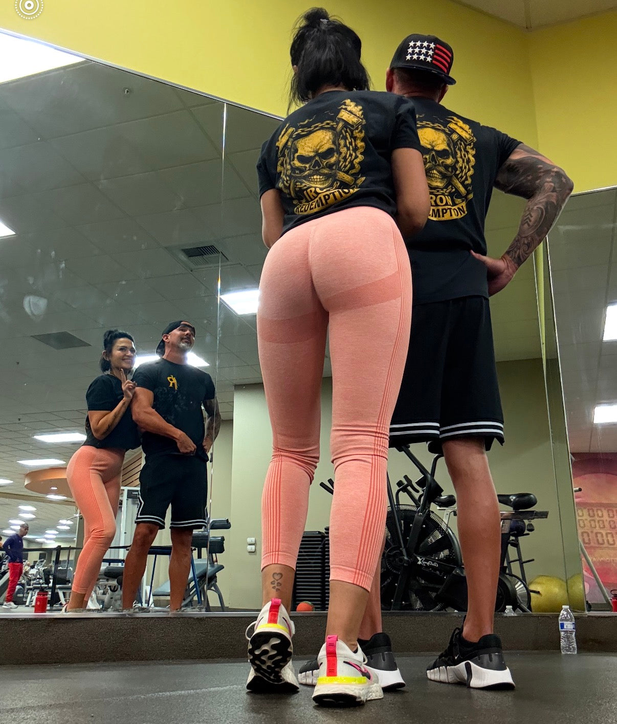 Cropped Colt "Skull Gold" womens t-shirt